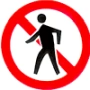 تابلوی راهنمایی و رانندگی که ورود عابر پیاده را ممنوع می‌کند